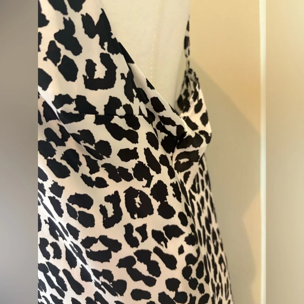 Silky Leopard Print Dress 🐆 Nightgown Chemise Strappy Black & White XL - Picture 3 of 8